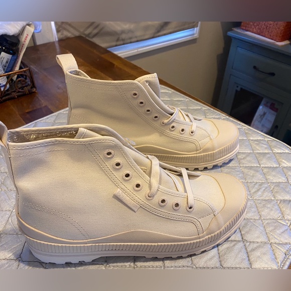 New in box Superga Canvas Alpine Wave Tape High Top Sneakers - Picture 4 of 6